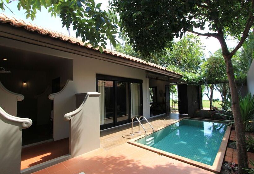 هتل Saree Samui