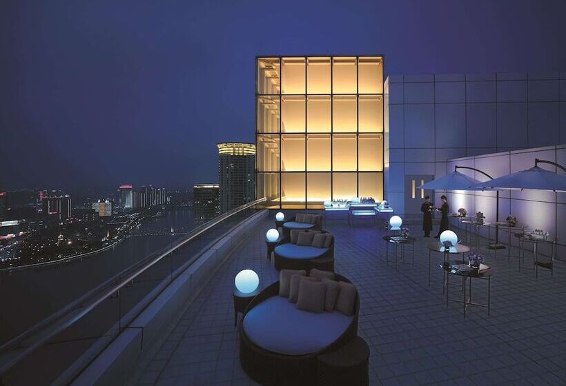 酒店 Shangri La Ningbo   The Three Rivers Intersection