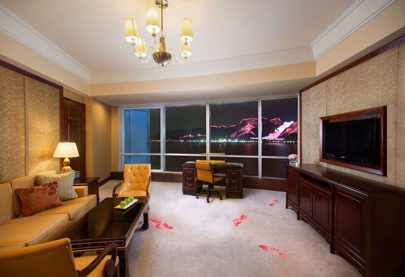 هتل Shangri La Wenzhou A Panoramic View Of The River, Adjacent To Wenzhou International Convention And E