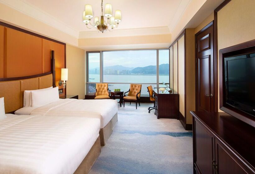 هتل Shangri La Wenzhou A Panoramic View Of The River, Adjacent To Wenzhou International Convention And E