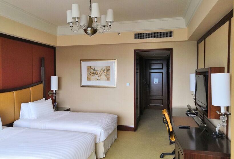 هتل Shangri La Wenzhou A Panoramic View Of The River, Adjacent To Wenzhou International Convention And E