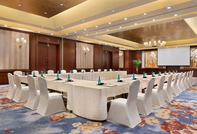 هتل Shangri La Wenzhou A Panoramic View Of The River, Adjacent To Wenzhou International Convention And E