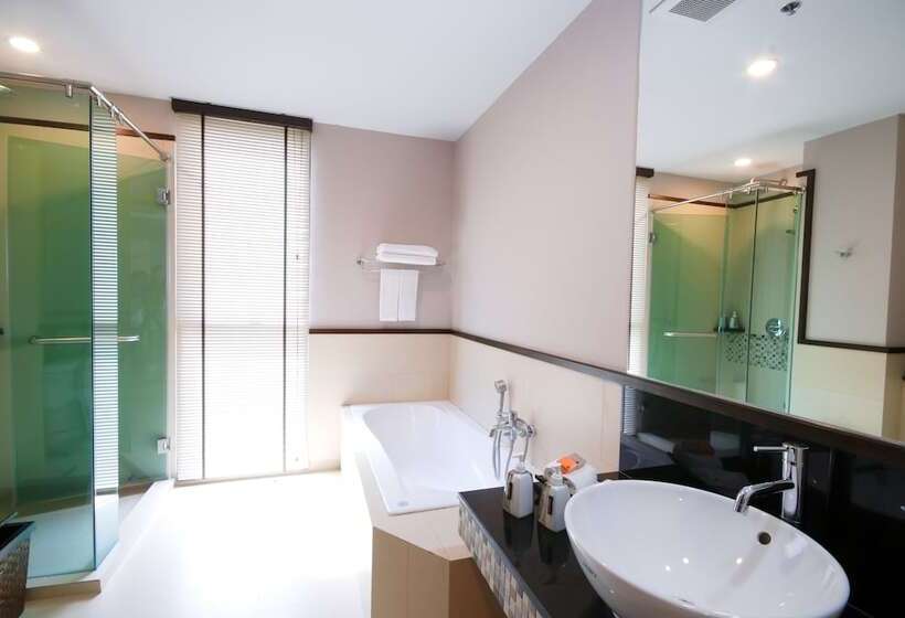 هتل Tara Mantra Chaam Resort
