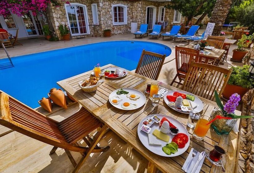 Kalkan Park Otel