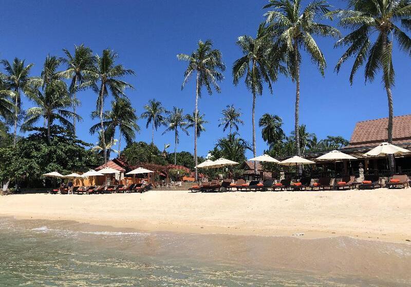 Kanok Buri Resort
