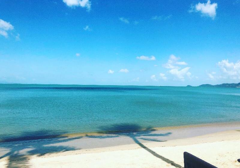 Kanok Buri Resort