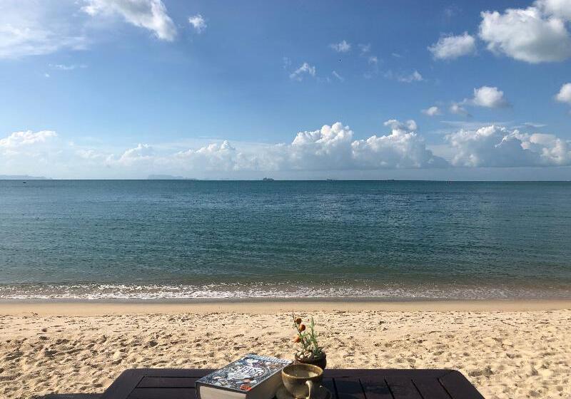 Kanok Buri Resort