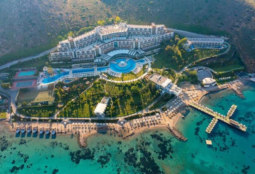 Kefaluka Resort