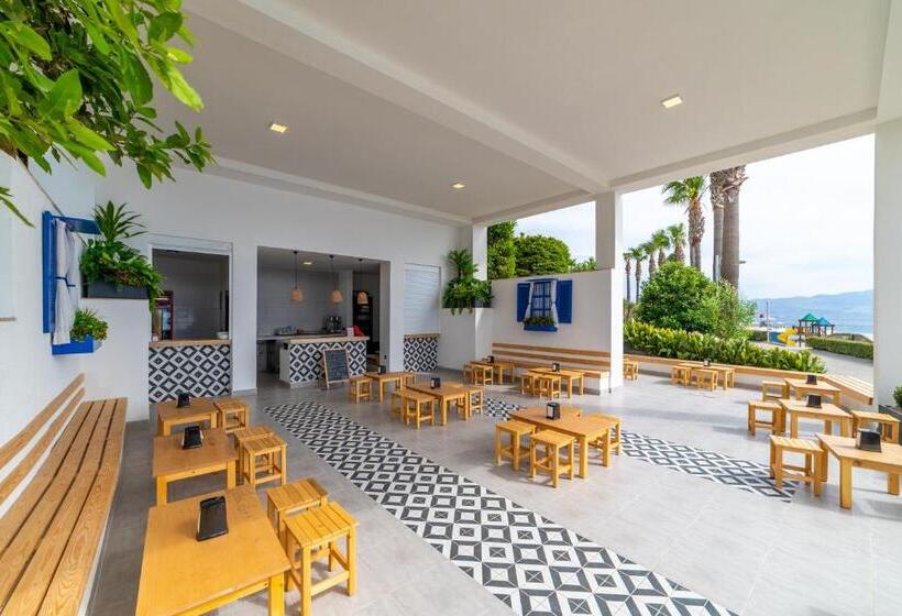 Kefaluka Resort