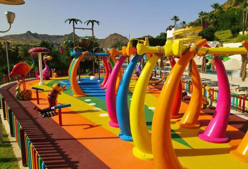 Kefaluka Resort