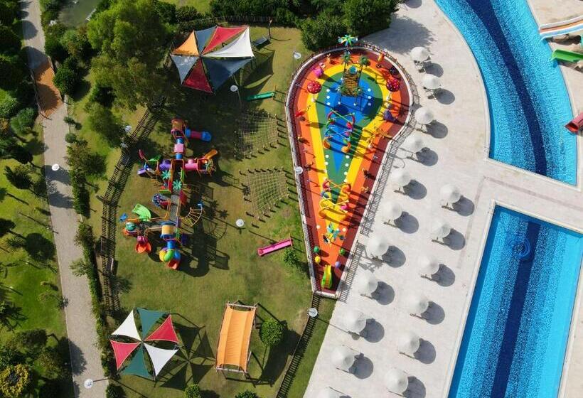 Kefaluka Resort