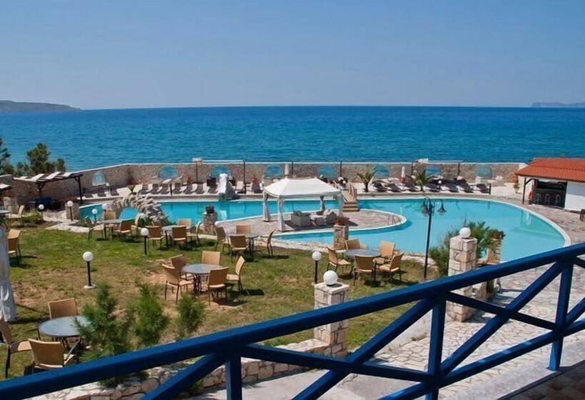 استراحتگاه Lassion Golden Bay