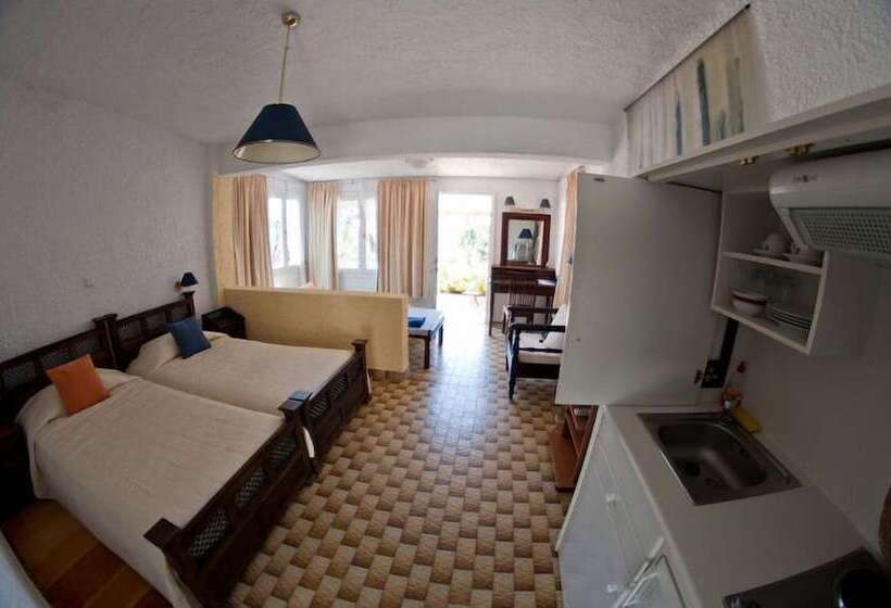 استراحتگاه Lassion Golden Bay