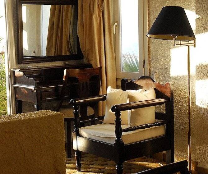 استراحتگاه Lassion Golden Bay