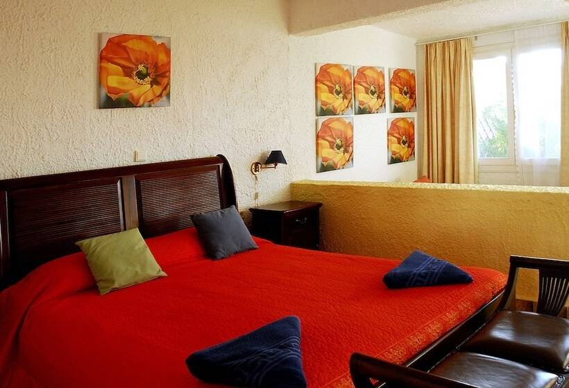 استراحتگاه Lassion Golden Bay