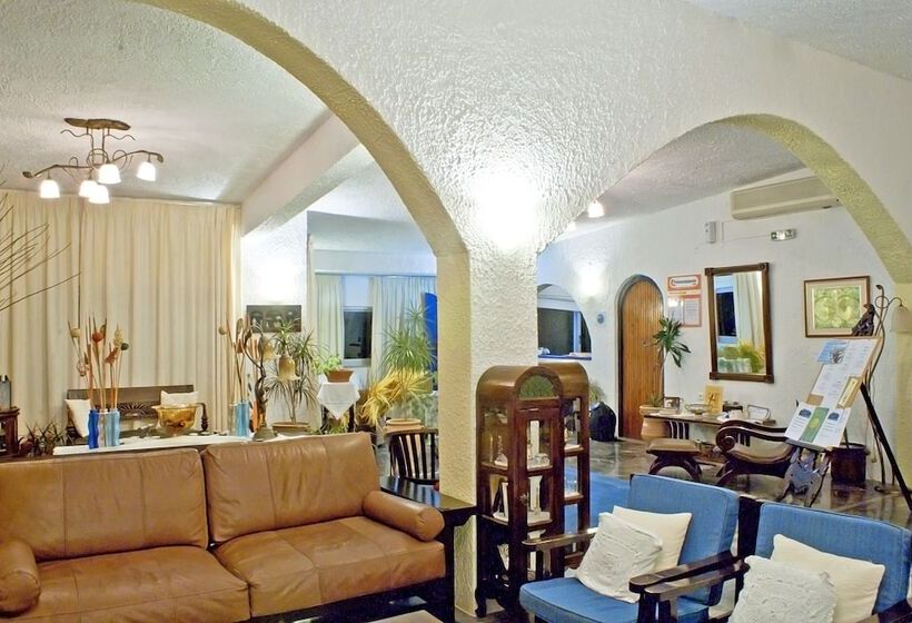 استراحتگاه Lassion Golden Bay
