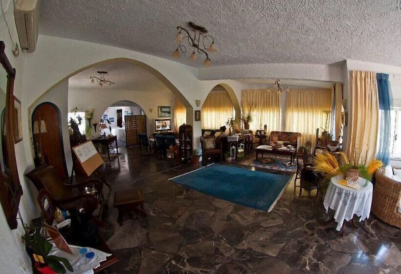 استراحتگاه Lassion Golden Bay