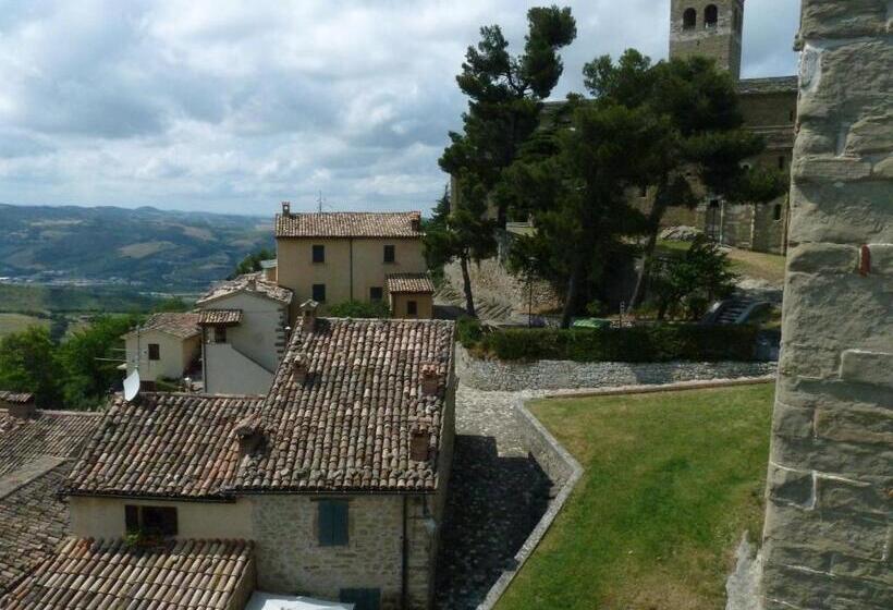 בית מלון כפרי San Leo Albergo Diffuso