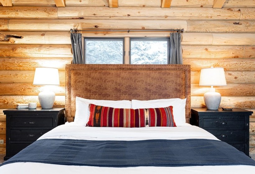 Iconic Log Cabin Escape Idaho Springs Hot Tub