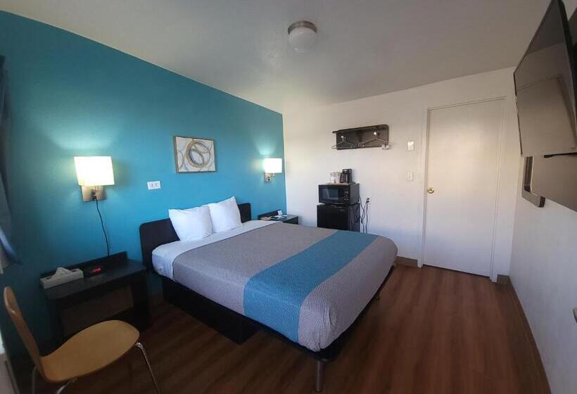 فندق على الطريق Othello Inn And Suites