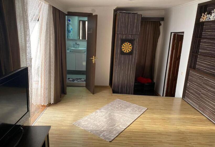 پانسیون House In Old Batumi