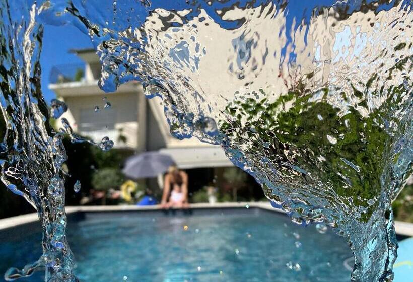 پانسیون Le Rez De Jardin Albi