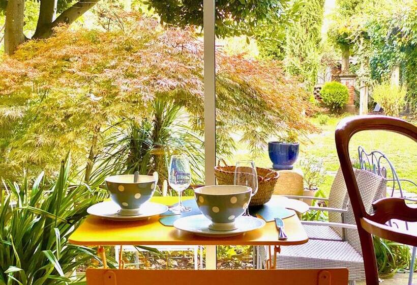 پانسیون Le Rez De Jardin Albi