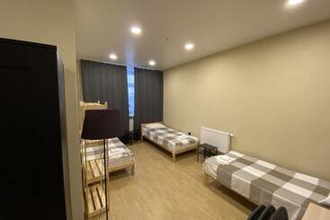 Vershina Hostel