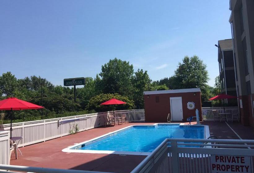 בית מלון כפרי Budgetel Inns & Suites