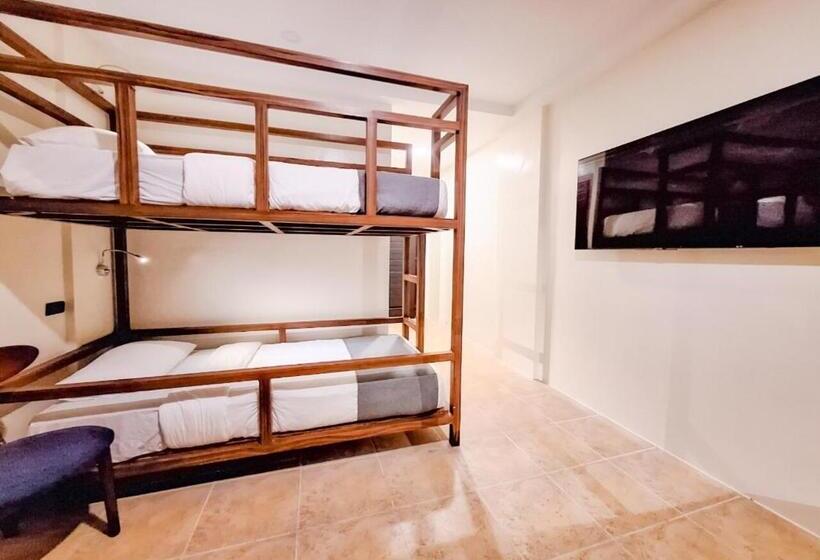 فندق Boracay Ocean Club Beach Resort