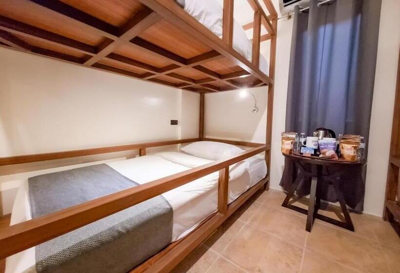 فندق Boracay Ocean Club Beach Resort