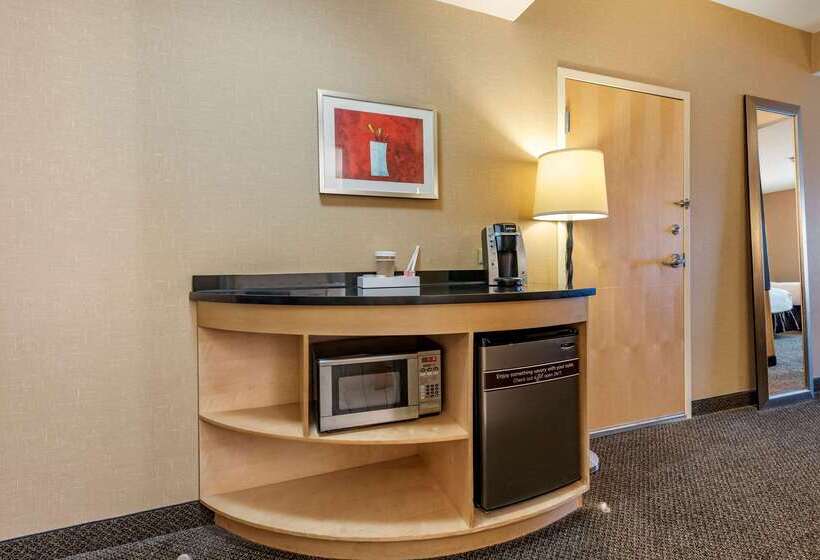 Cambria Hotel Columbus   Polaris