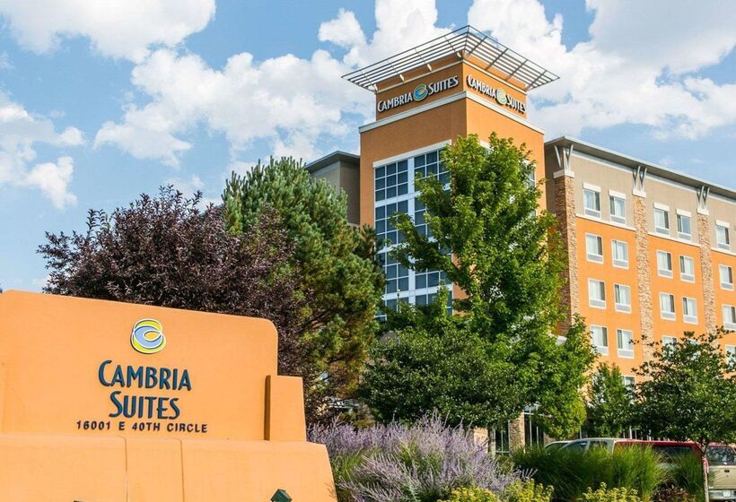 Hotel Cambria  Denver International Airport