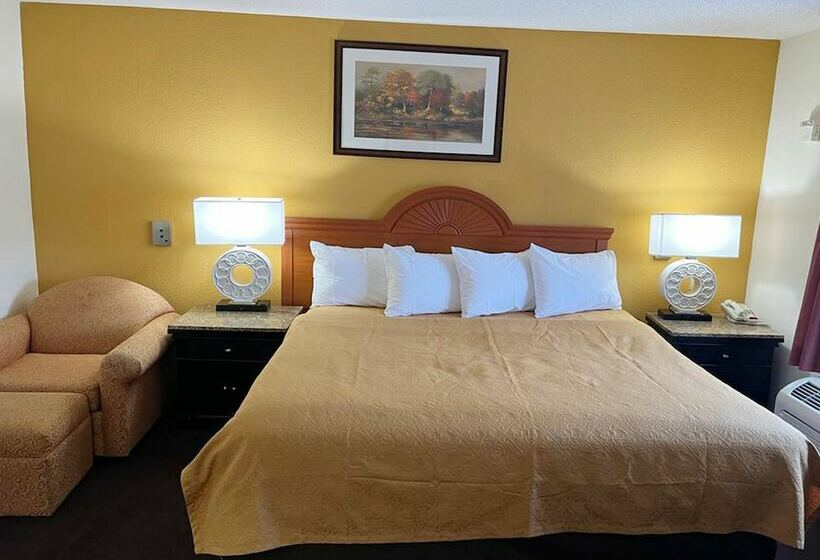 Chocolate Express Hotel & Suites Hershey