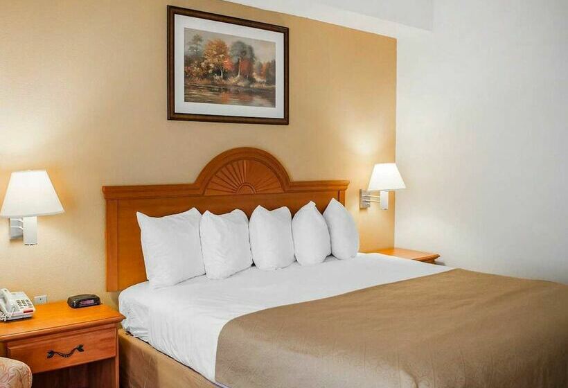 Chocolate Express Hotel & Suites Hershey