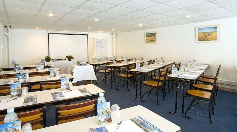 בית מלון כפרי Hôtel Club Mmv Les Brévières