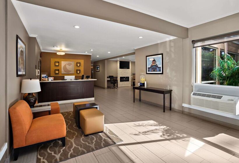 هتل Comfort Inn Lacey  Olympia