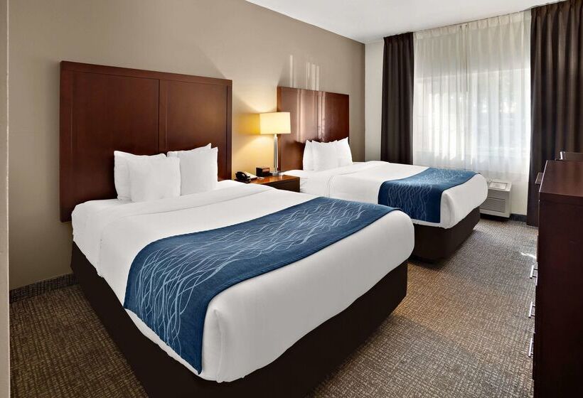 هتل Comfort Inn Lacey  Olympia