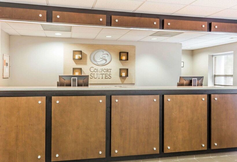 هتل Comfort Suites At Isle Of Palms Connector