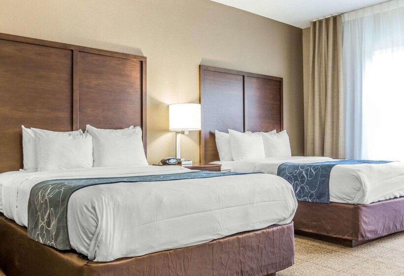 هتل Comfort Suites At Isle Of Palms Connector