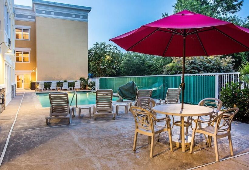 ホテル Comfort Suites At Isle Of Palms Connector