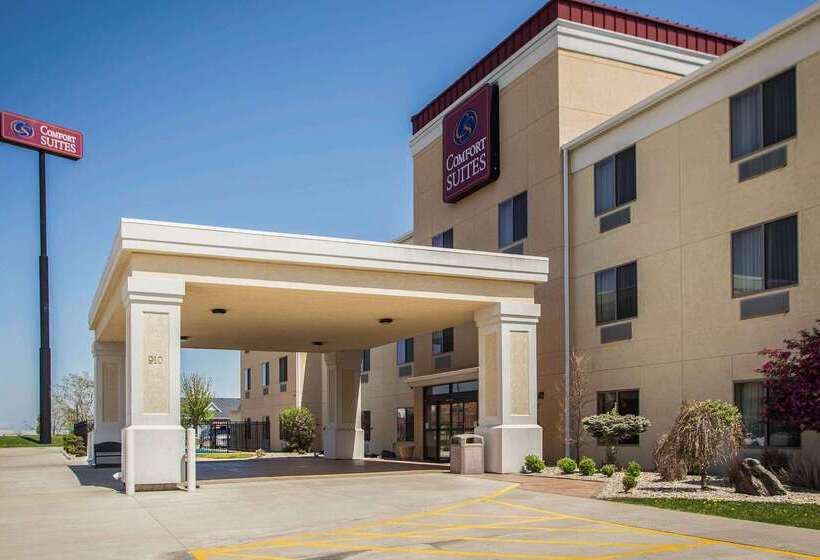 Hotel Comfort Suites Bloomington I55 And I74