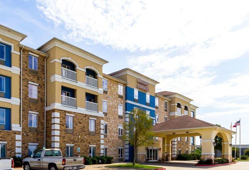 هتل Comfort Suites Central