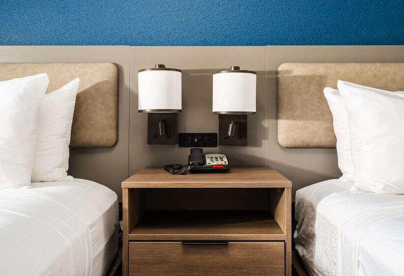 هتل Comfort Suites Columbia Northeast  Fort Jackson
