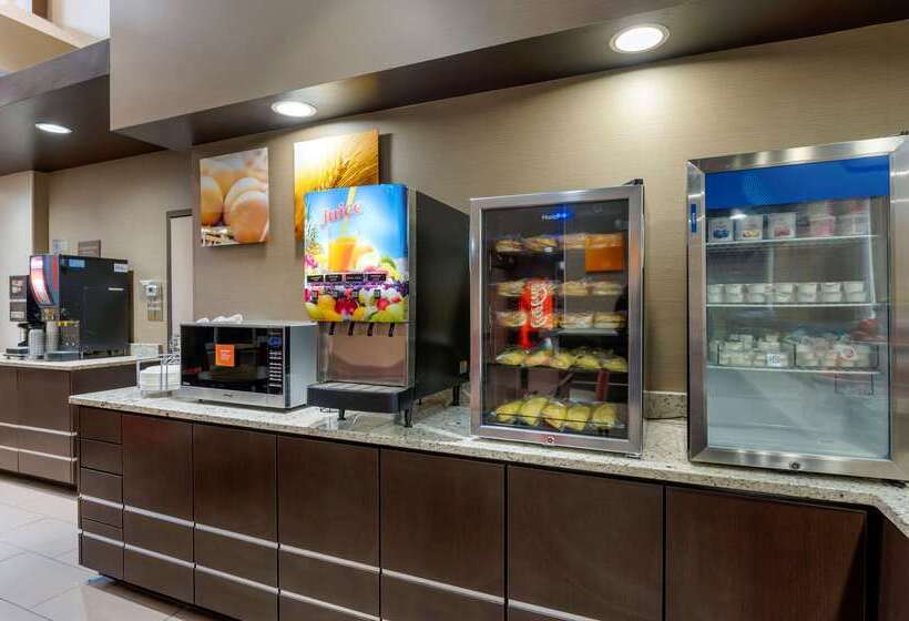 هتل Comfort Suites