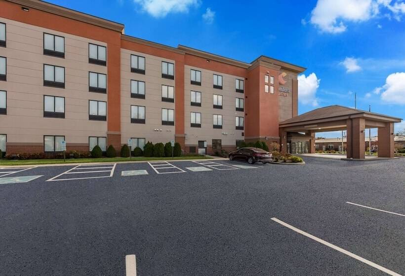 هتل Comfort Suites Columbus East Broad