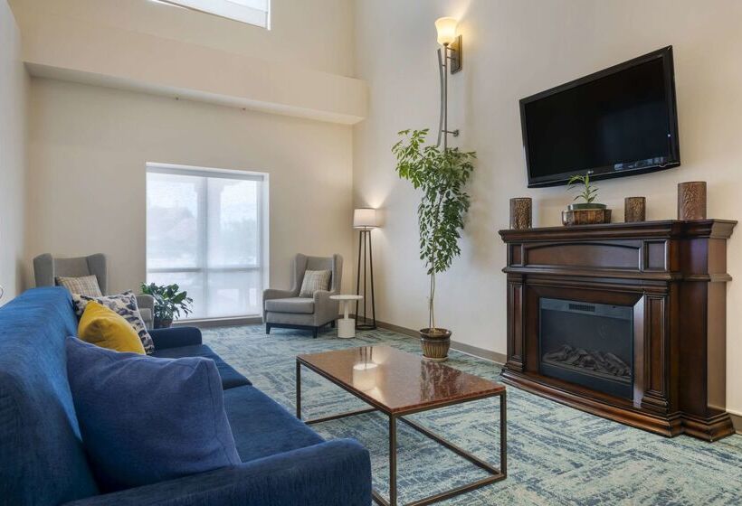 هتل Comfort Suites Conference Center Rapid City