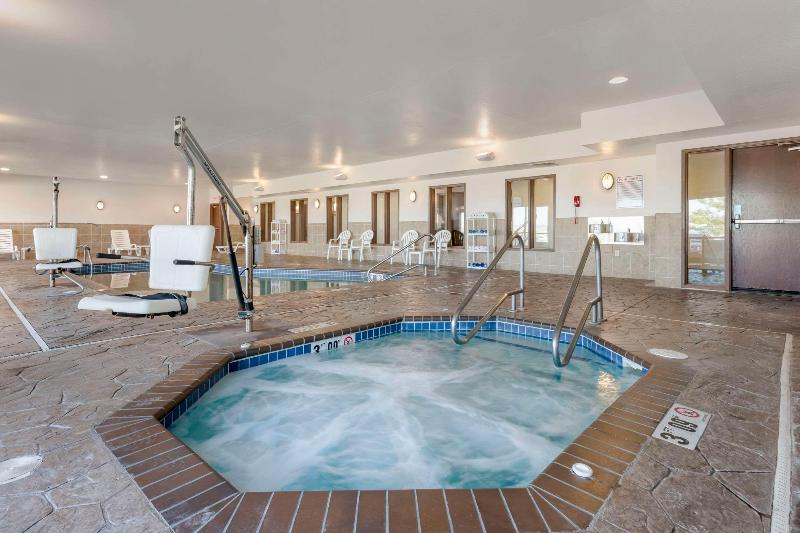هتل Comfort Suites Conference Center Rapid City