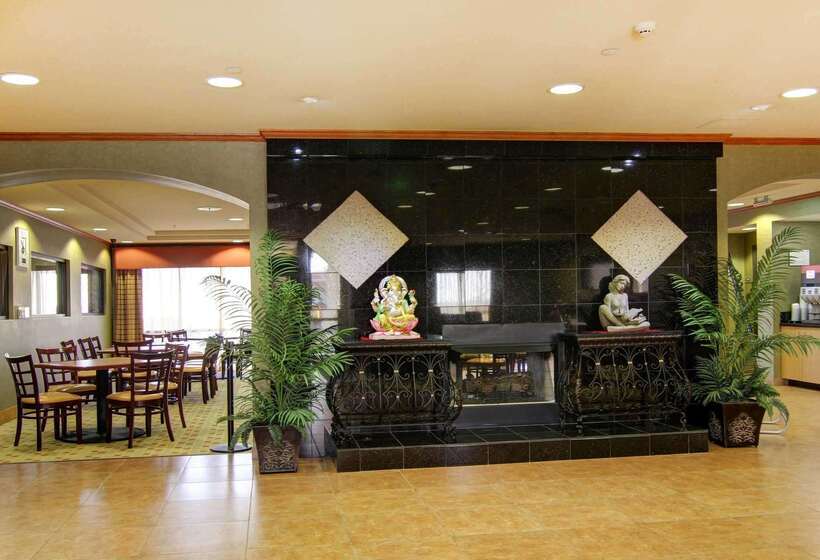 هتل Comfort Suites El Paso West