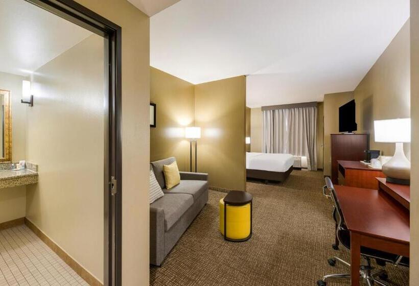 هتل Comfort Suites El Paso West